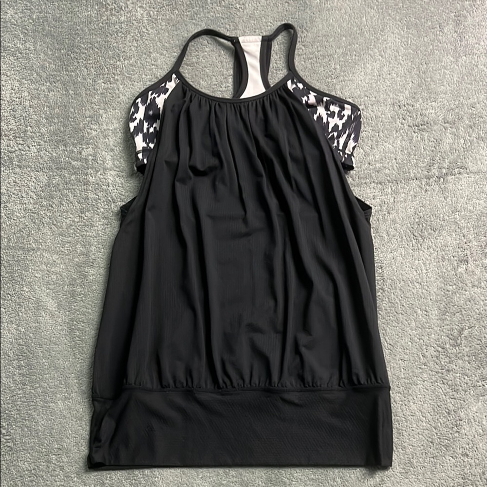 Lululemon No Limits Tank size